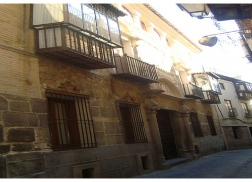 Calle Alfileritos, Apartamentos en la calle Alfileritos (Toledo)