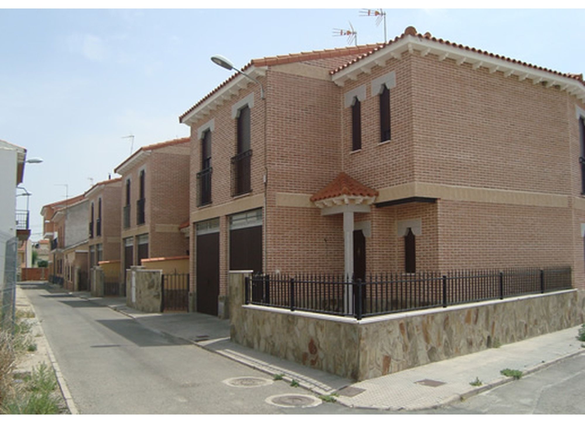 Calle Magallanes, Chalets calle Magallanes (Toledo)